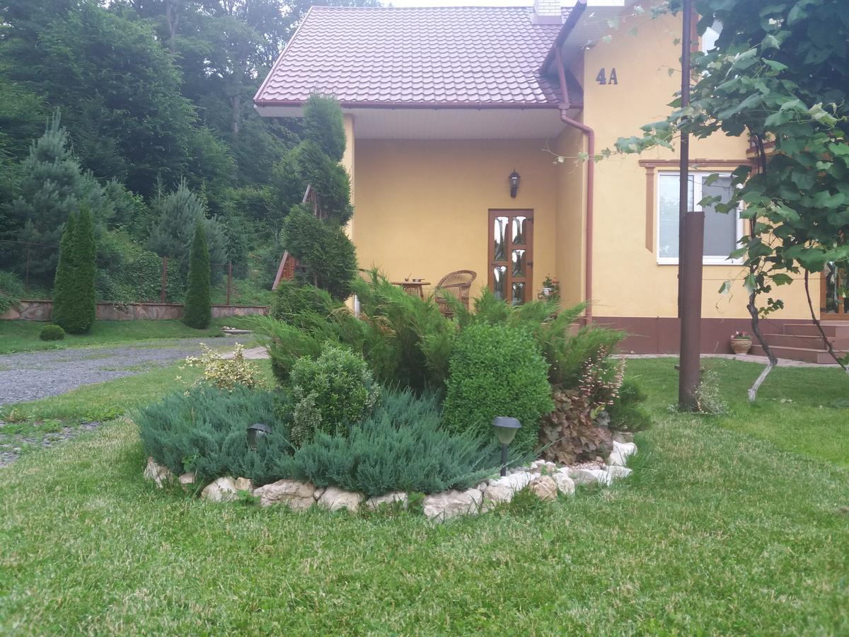 U Lyudmily Karpaty Exterior foto